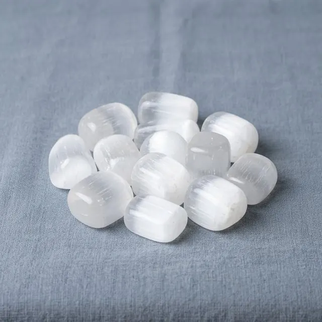Selenite tumbles